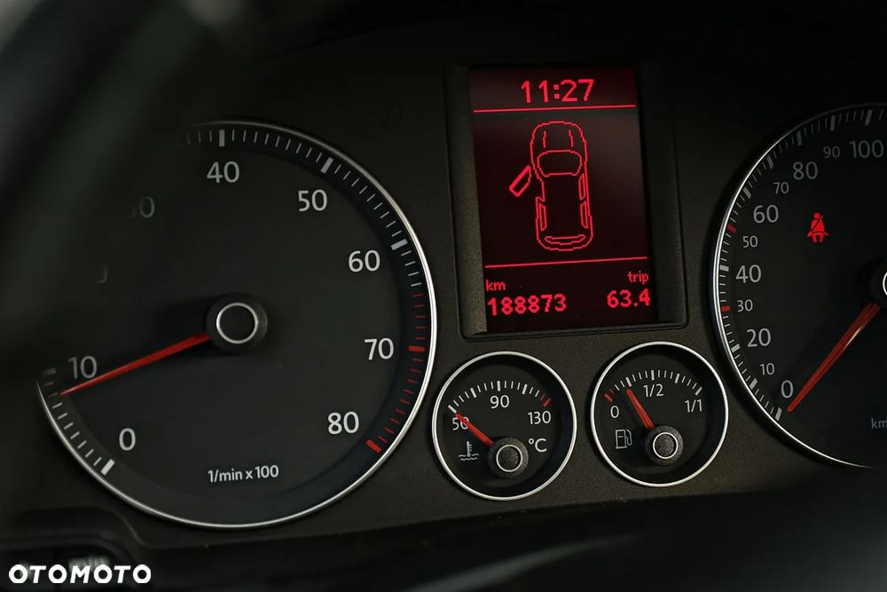 Volkswagen Golf 1.4 TSI MATCH - 37