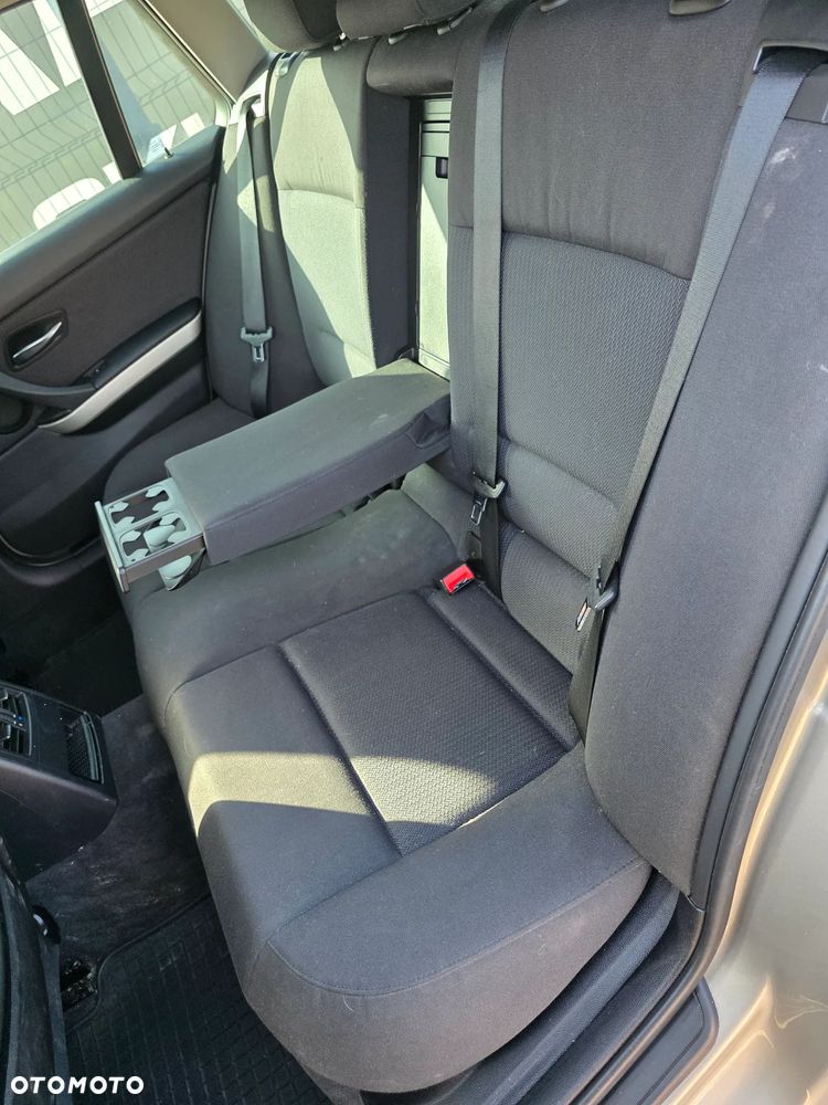 BMW Seria 3 320d xDrive DPF Edition Sport - 8