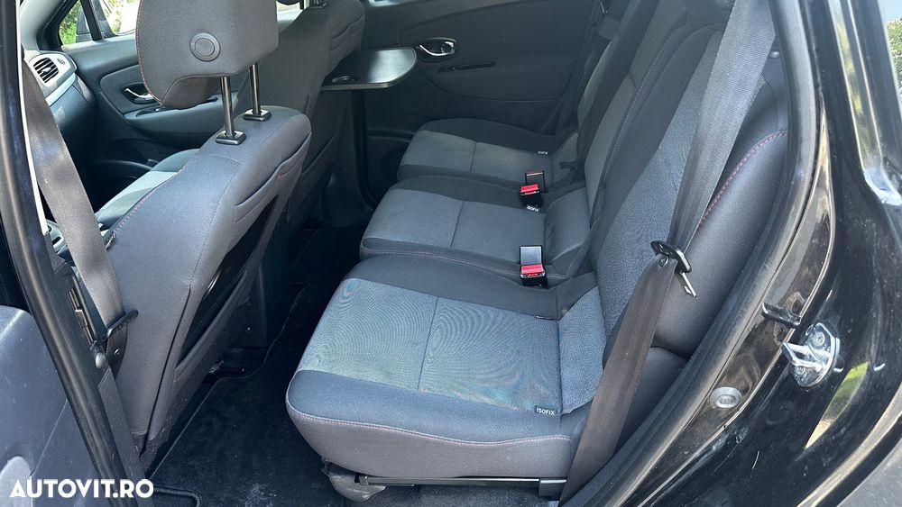 Renault Scenic - 11