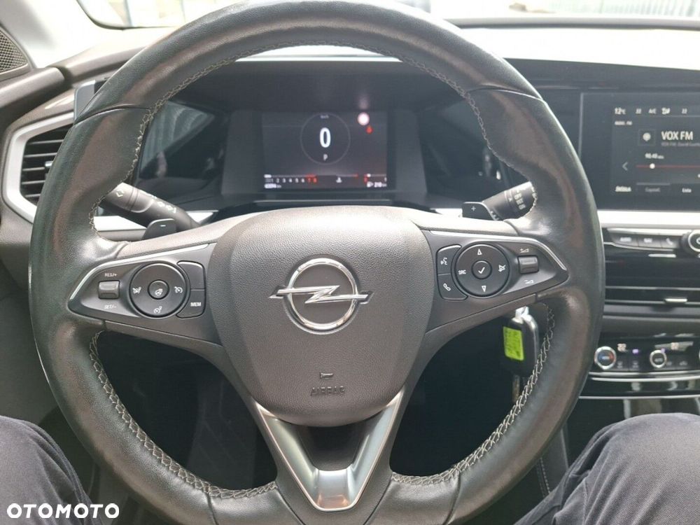 Opel Grandland 1.2 T Business Edition S&S - 12