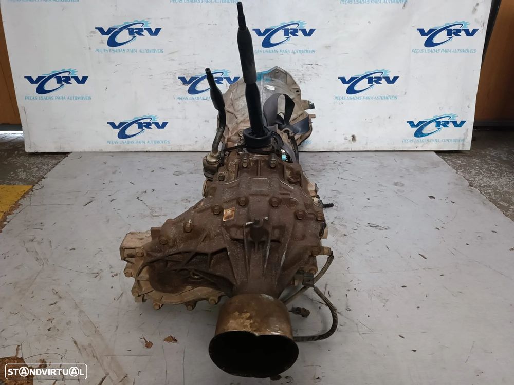 Caixa de Velocidades Nissan Navarra D22 2.5di - 6