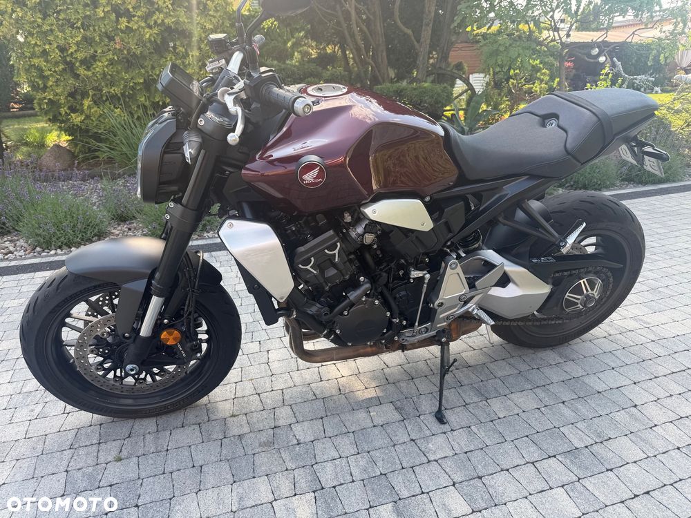 Honda CB - 9