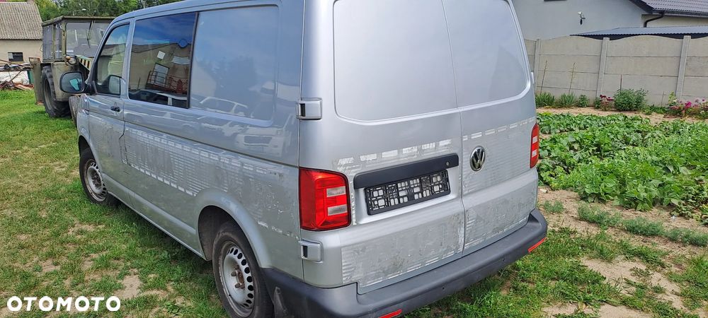 Volkswagen Transporter - 4