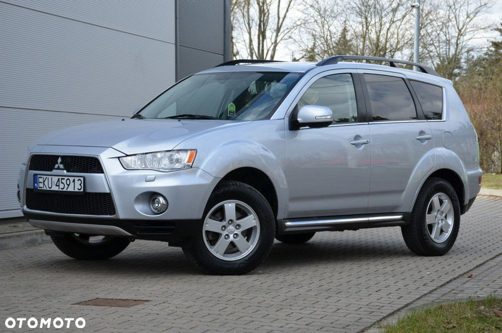 Mitsubishi Outlander - 3