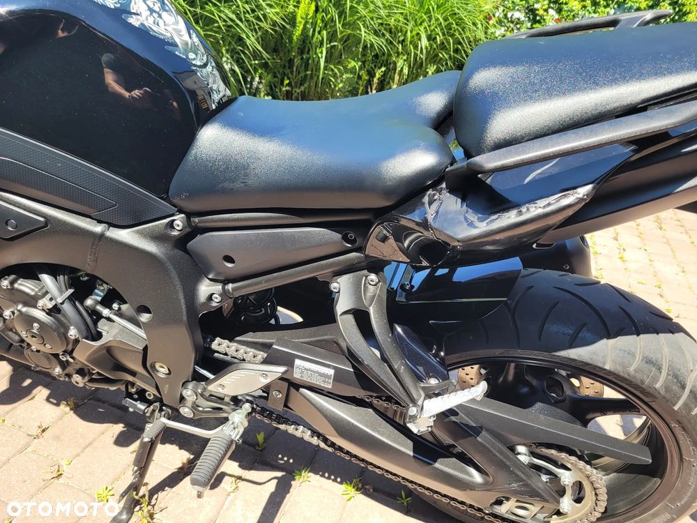 Yamaha FZ8 - 14