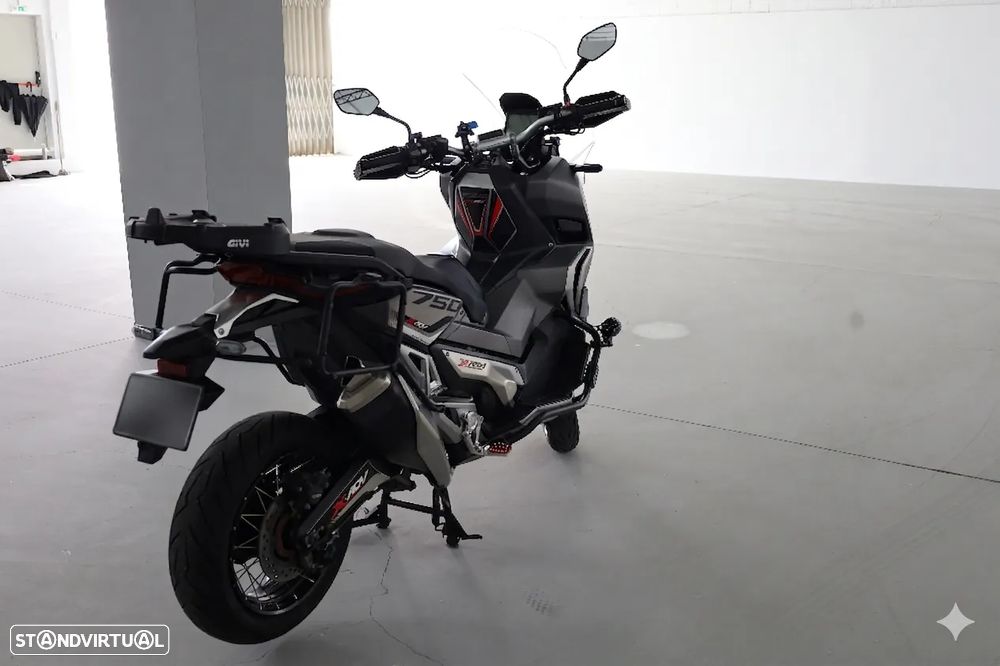 Honda X-ADV 750 - 2