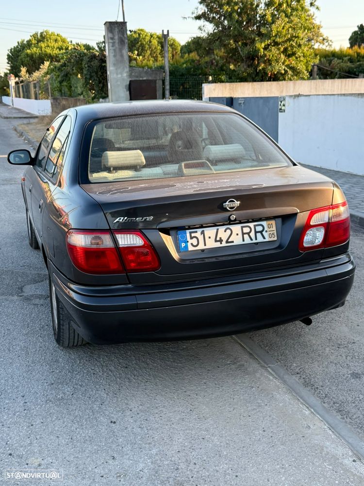 Nissan Almera 1.5 Luxury - 2