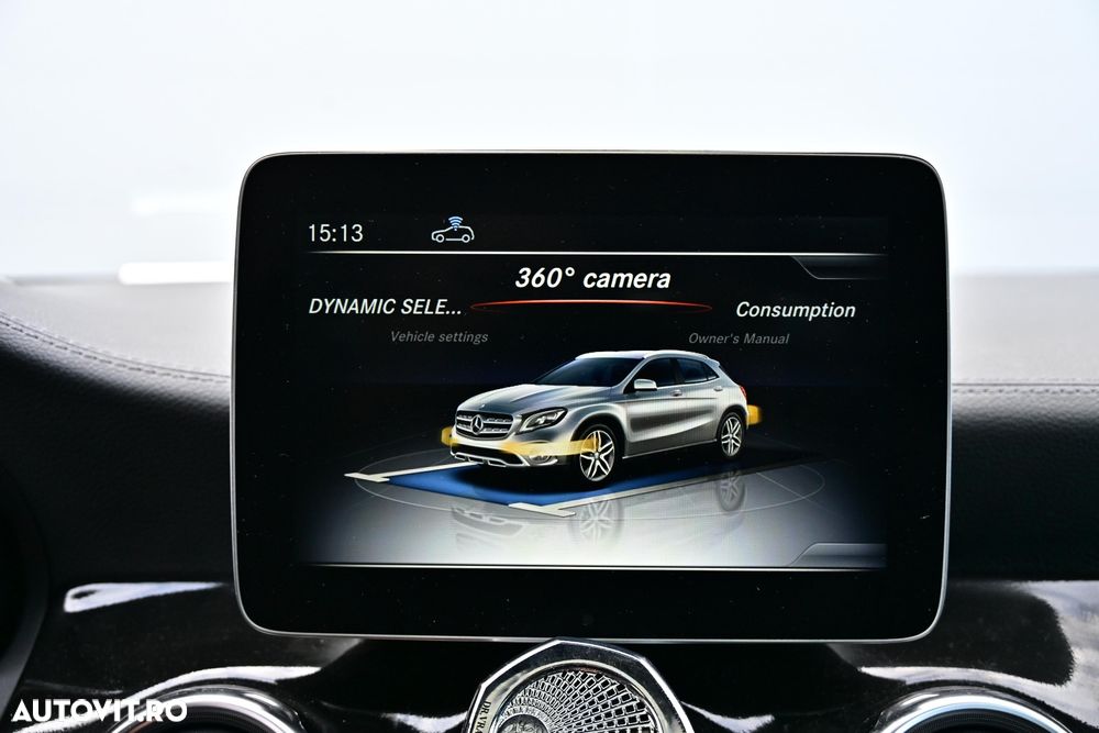 Mercedes-Benz GLA - 16