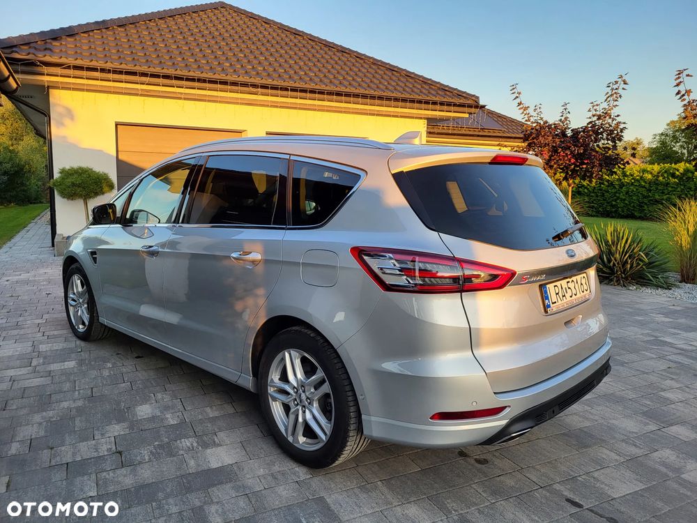 Ford S-Max - 8
