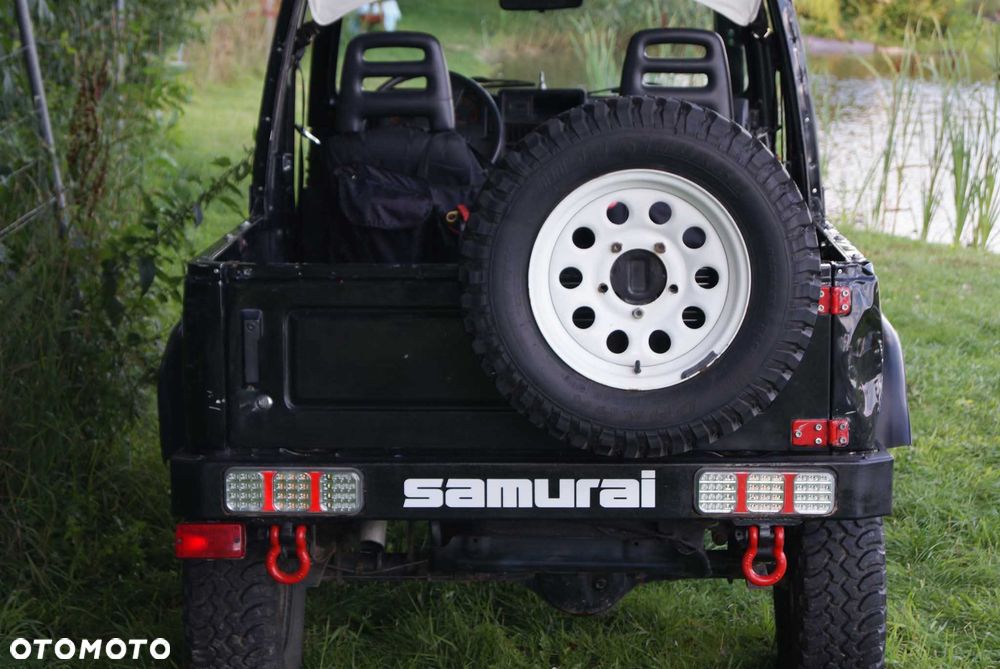 Suzuki Samurai