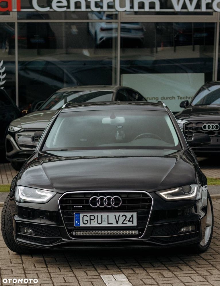 Audi A4 Avant 2.0 TDI Quattro S tronic - 18