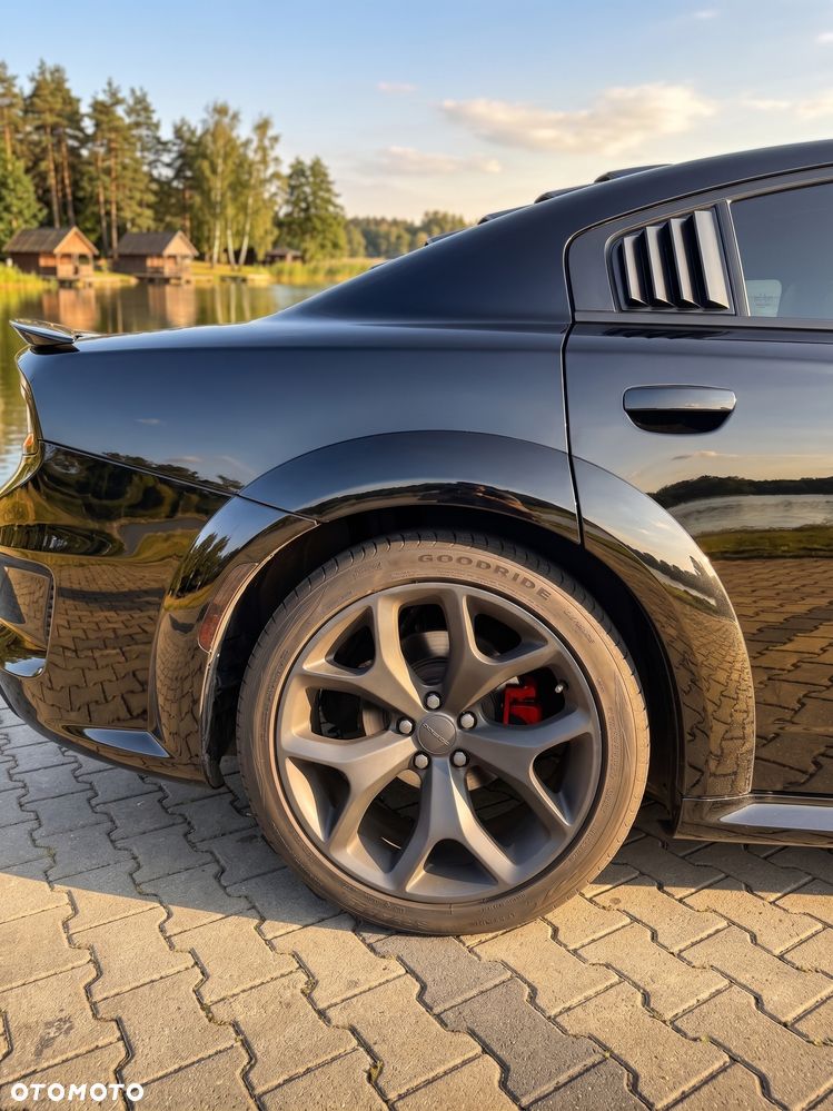 Dodge Charger - 10