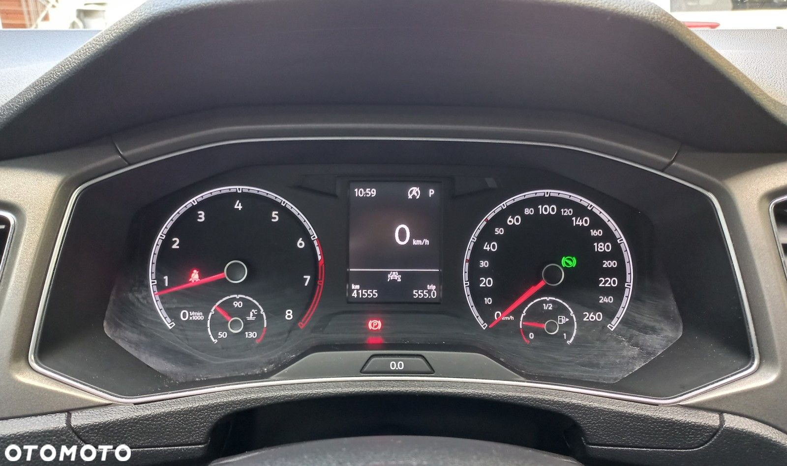 Volkswagen T-Roc - 8