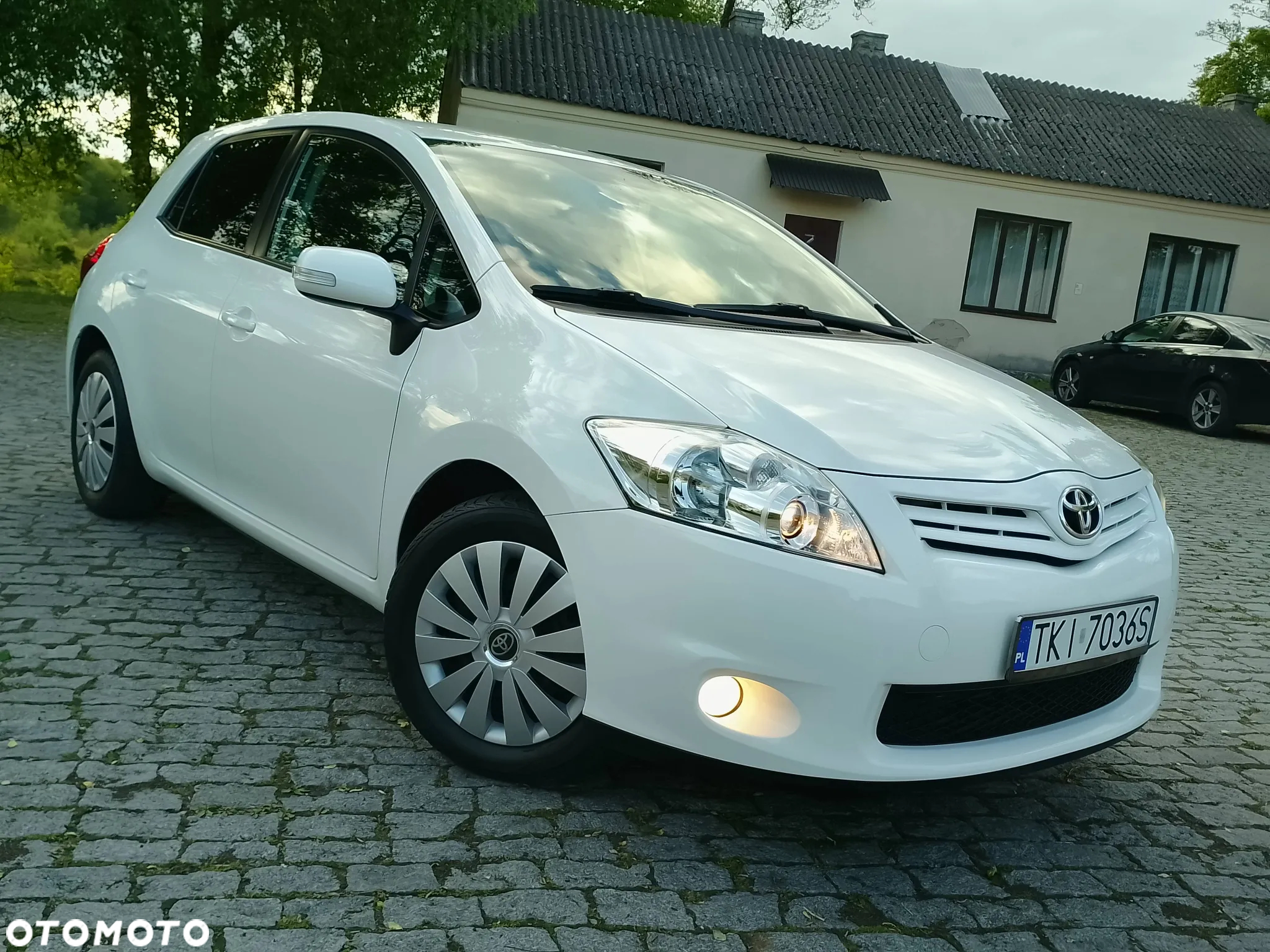 Toyota Auris 1.33 Dual-VVT-i Design Edition - 23