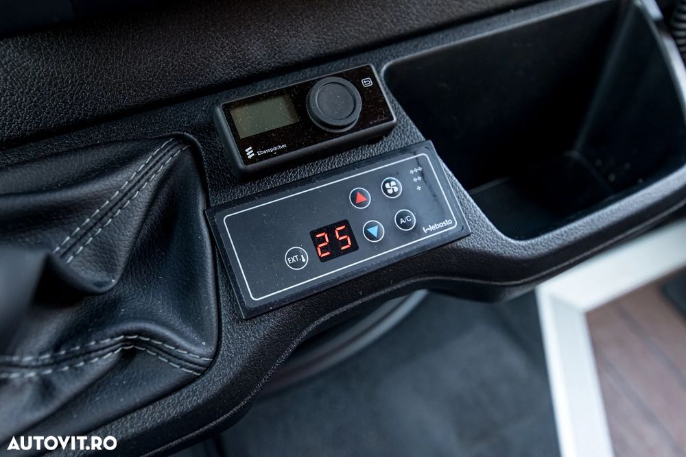 Mercedes-Benz Sprinter - 23