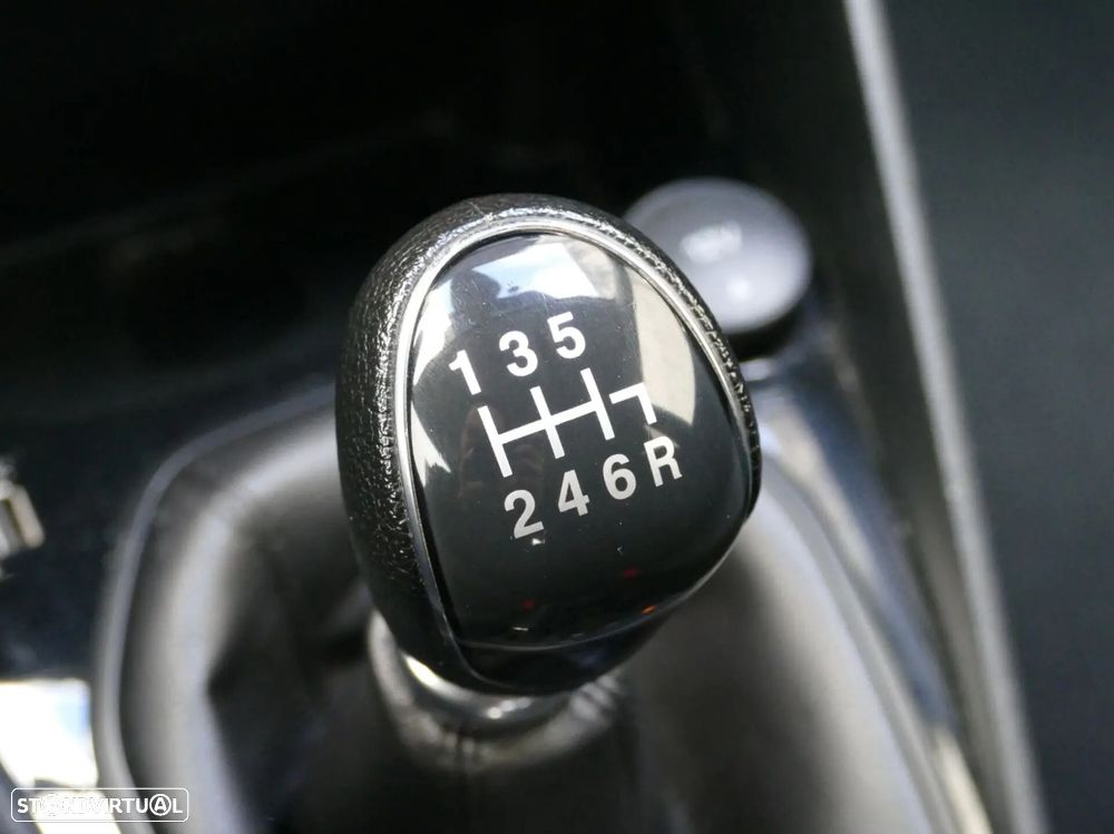 Ford Fiesta 1.0 EcoBoost Connected - 21