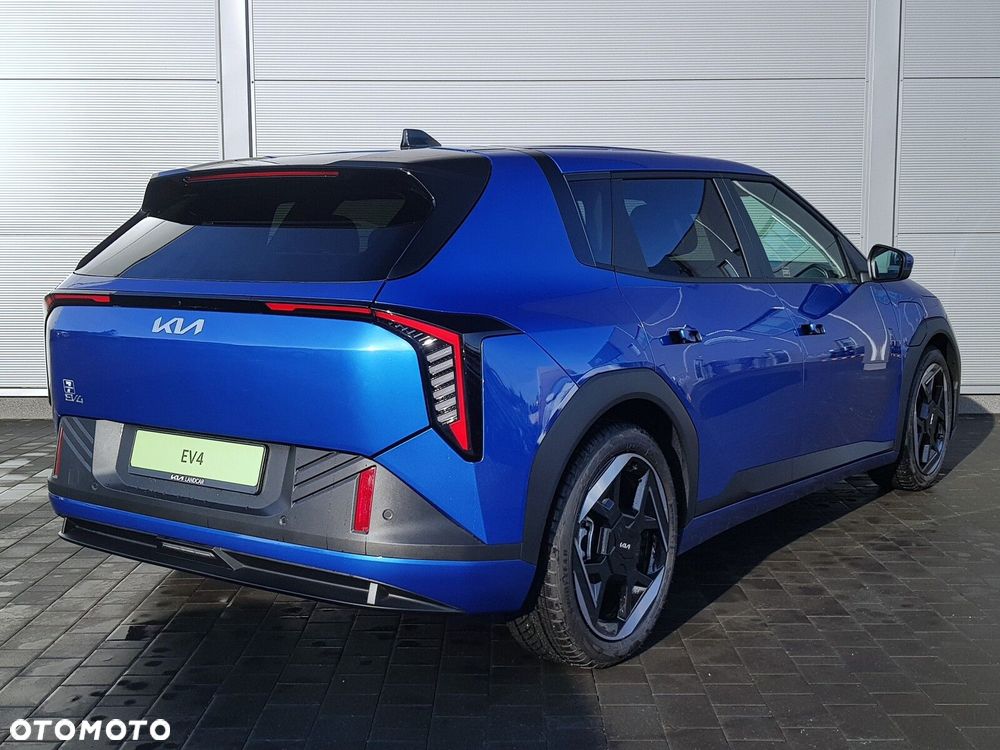Kia EV4 81.4kWh Business Line - 11