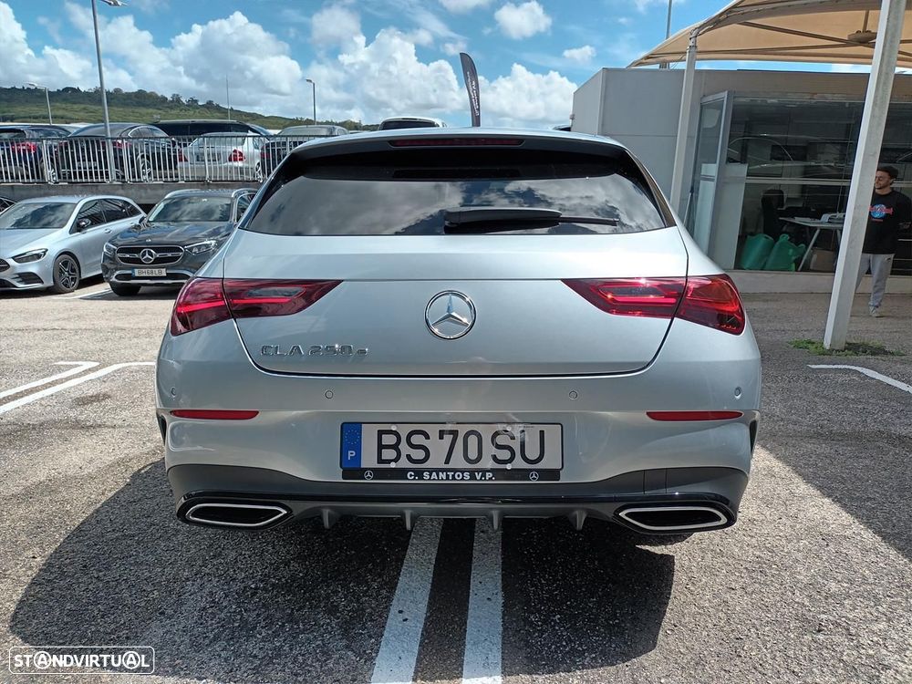 Mercedes-Benz CLA 250 e Shooting Brake AMG Line - 6