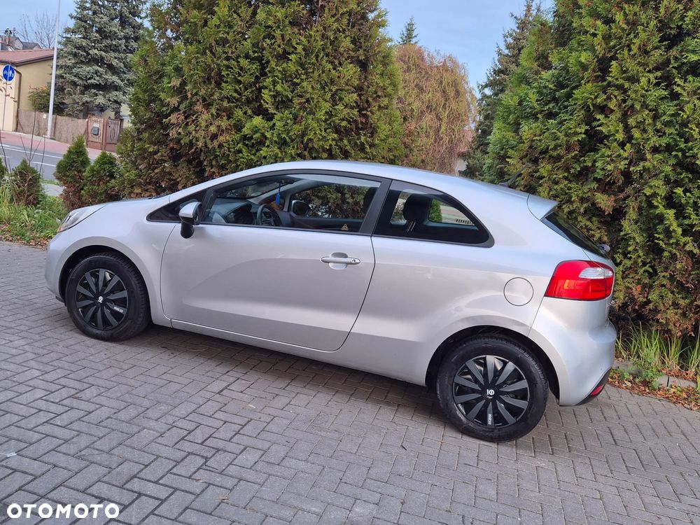 Kia Rio 1.1 CRDI Spirit - 5