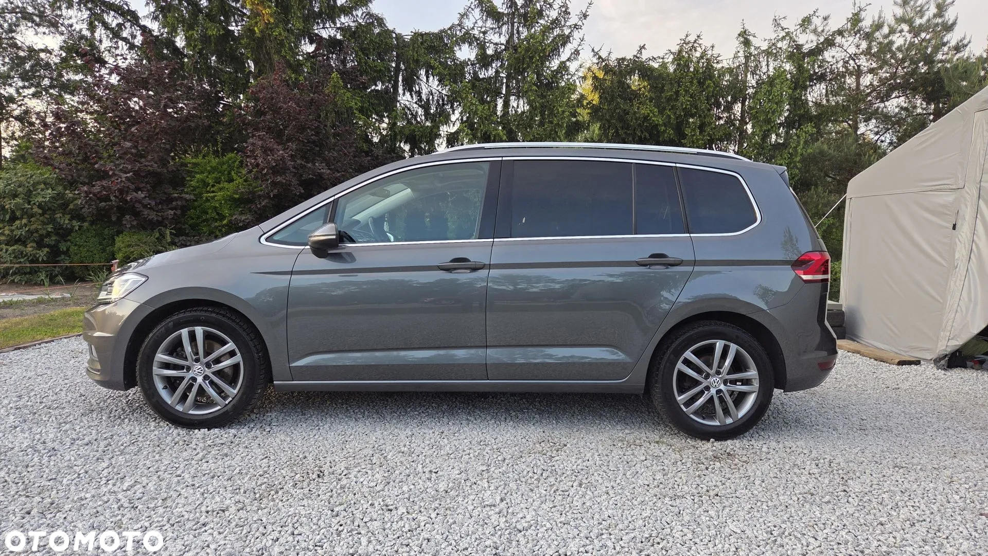 Volkswagen Touran 2.0 TDI SCR Highline - 2