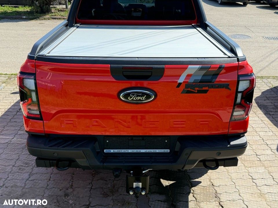 Ford Raptor - 12