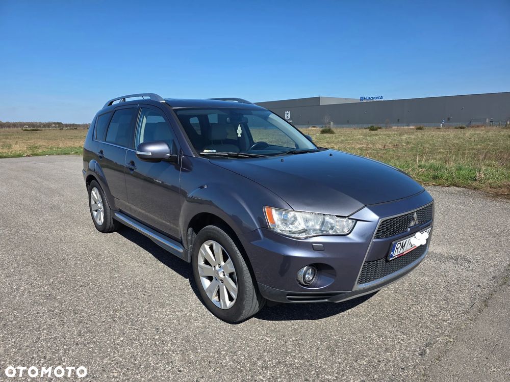 Mitsubishi Outlander - 9