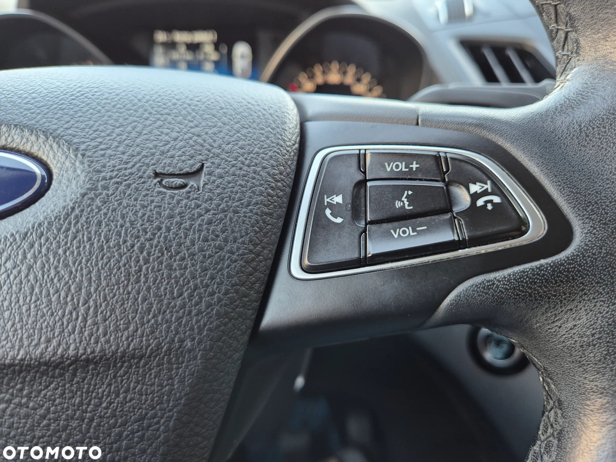 Ford Kuga 1.5 EcoBoost FWD Titanium ASS GPF - 29