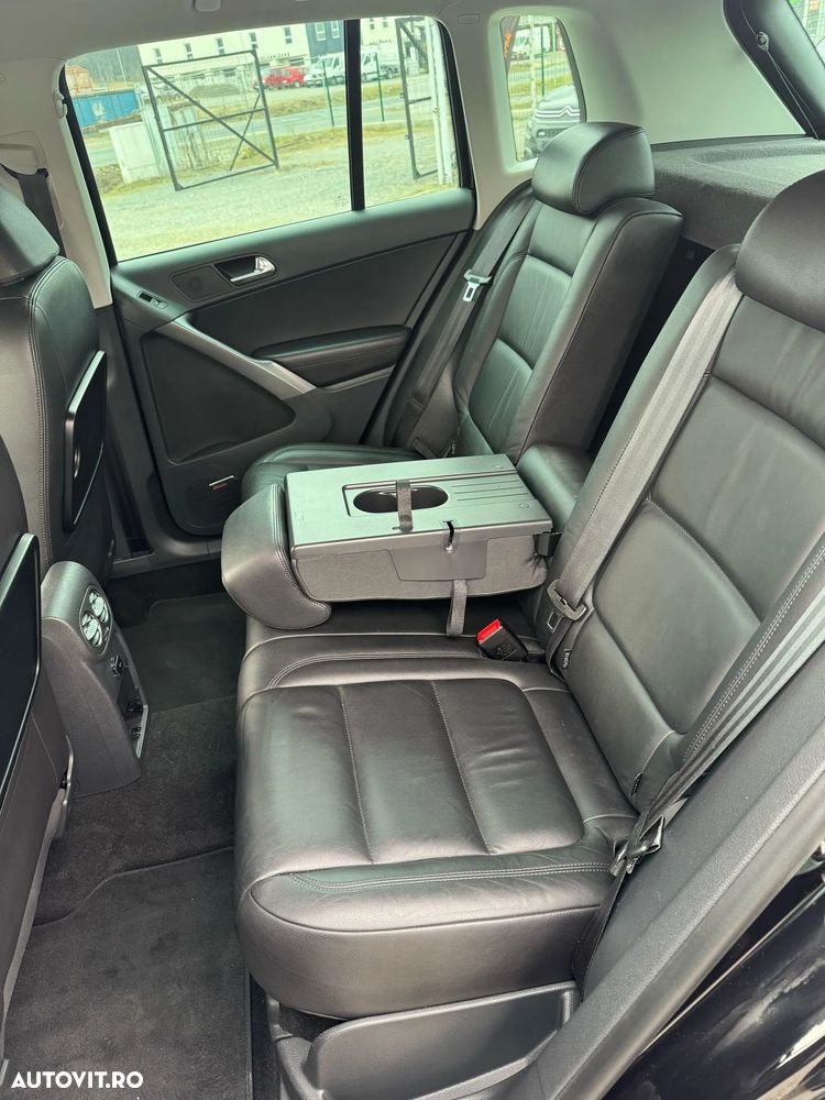 Volkswagen Tiguan - 13
