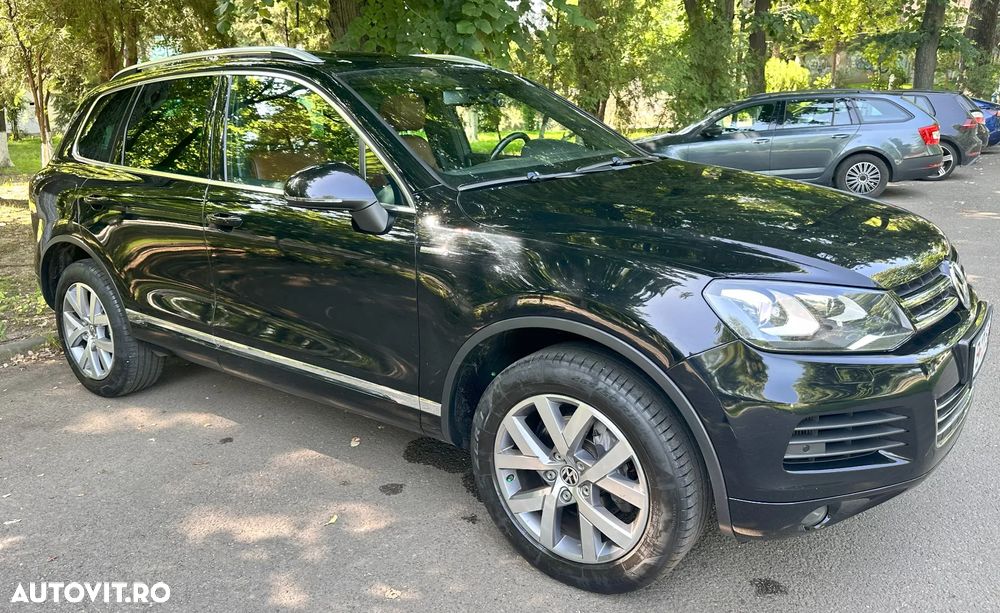 Volkswagen Touareg 3.0 V6 TDI BMT - 3