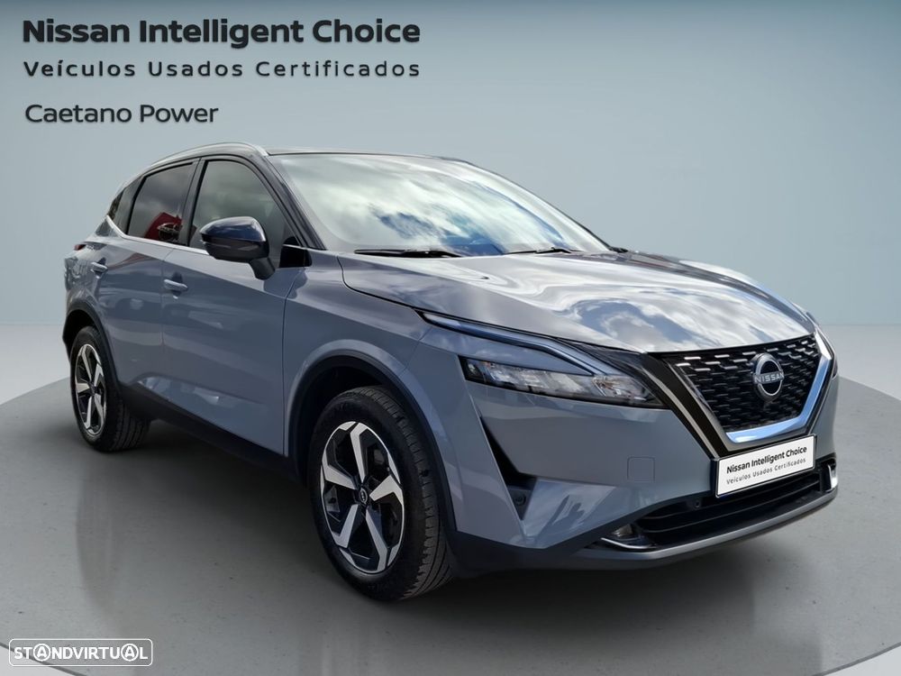 Nissan Qashqai 1.3 DIG-T N-Connecta LED+TT+SKY Xtronic - 10