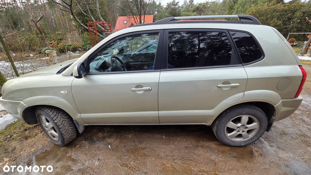 Hyundai Tucson 2.0 CRDi 2WD GLS - 3