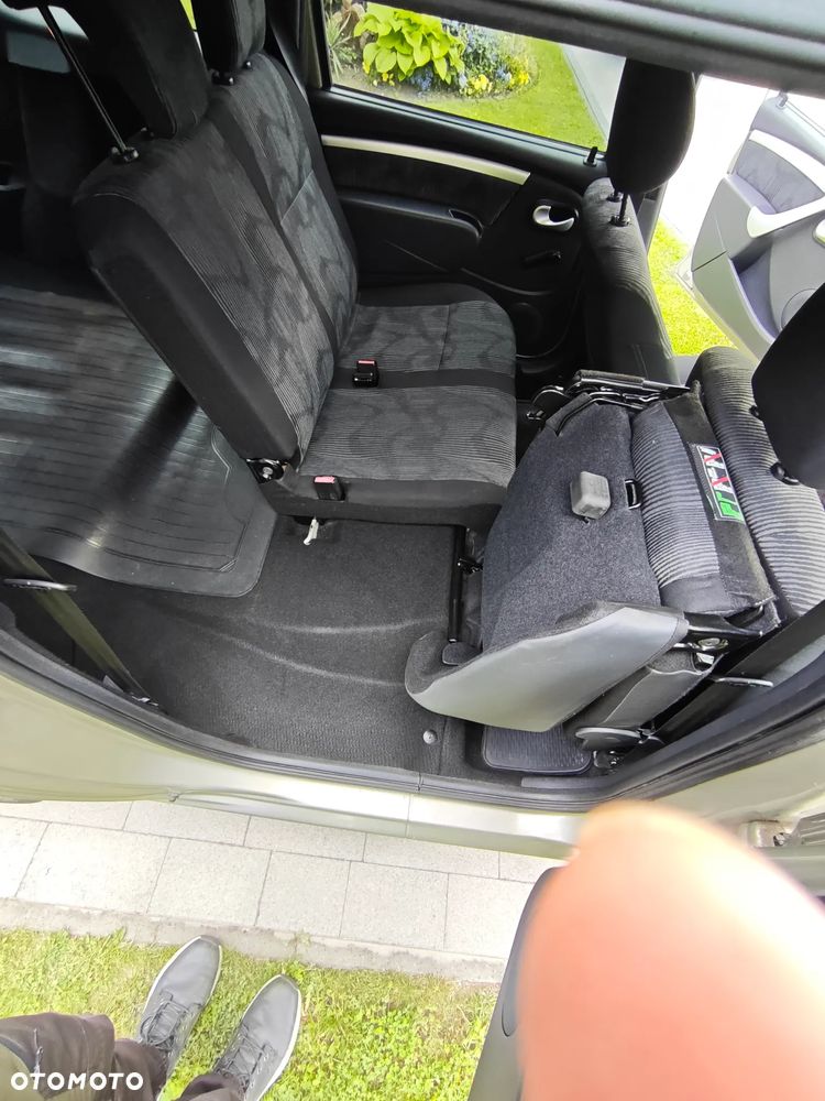 Dacia Logan 1.5 dCi Laureate - 16