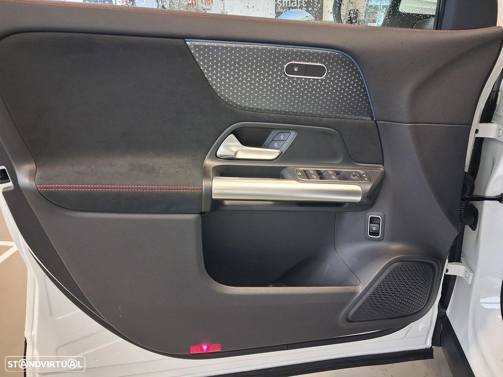 Mercedes-Benz EQA 250+ AMG Line - 9