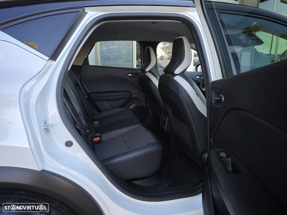 Renault Captur 1.0 TCe Techno Bi-Fuel - 17