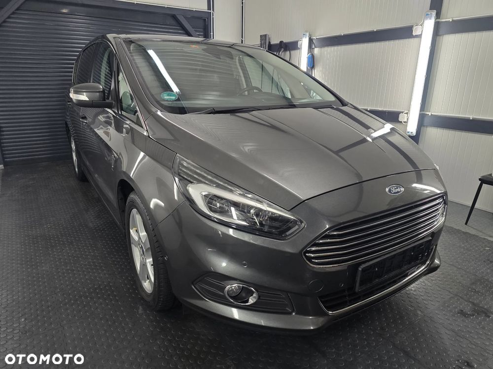 Ford S-Max 2.0 TDCi Titanium PowerShift - 1
