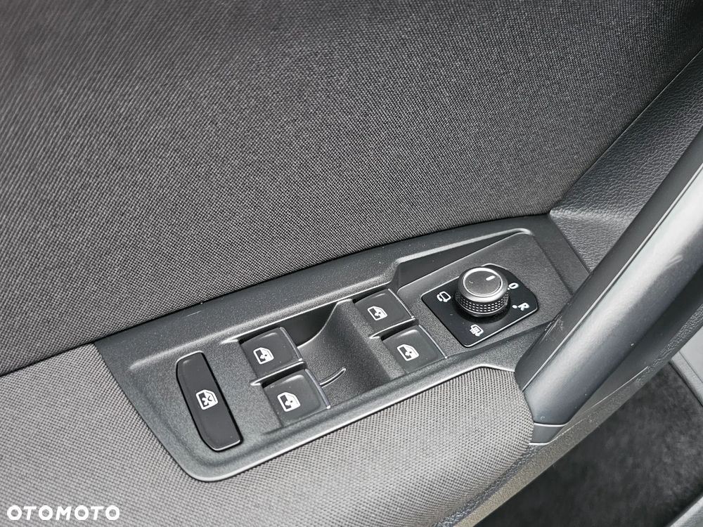 Volkswagen Tiguan - 21