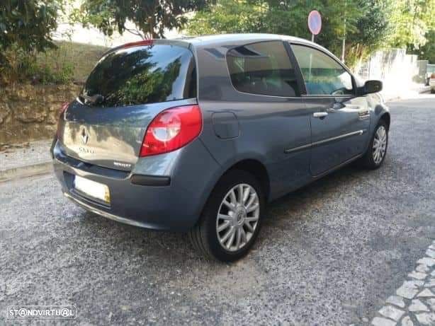 Renault Clio 1.5 dCi Dynamique - 4