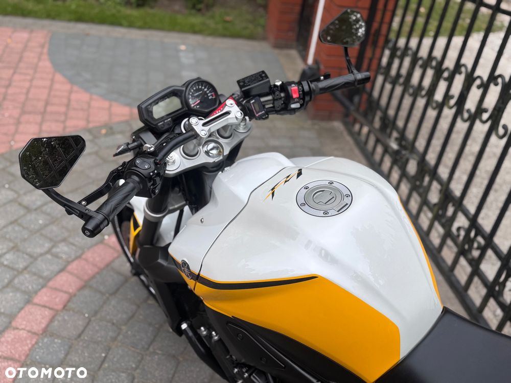 Yamaha Inny - 16