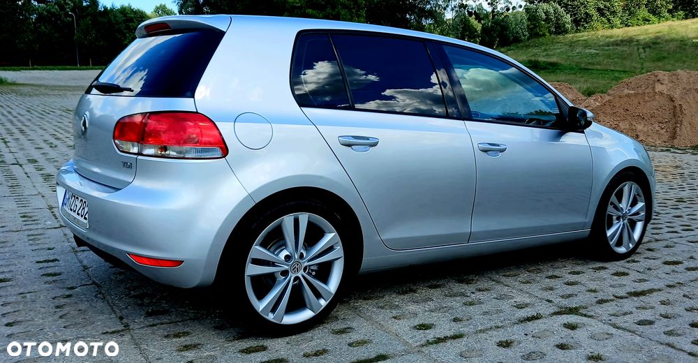 Volkswagen Golf 2.0 TDI DPF BlueMotion Technology Comfortline - 3
