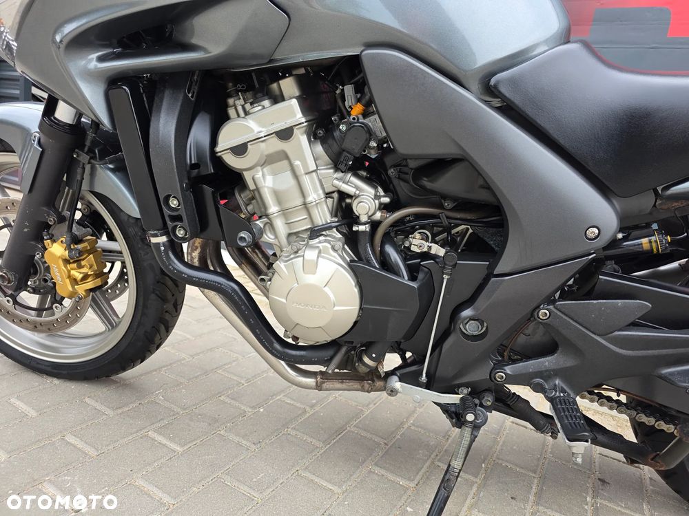 Honda CBF - 12