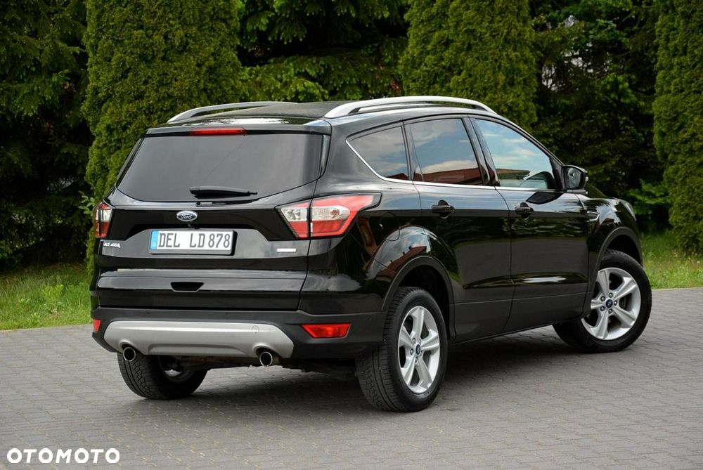 Ford Kuga 1.5 EcoBoost 2x4 Titanium - 12