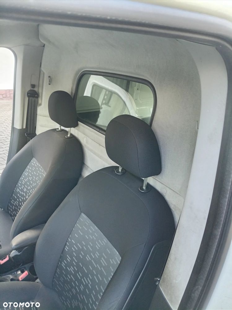 Opel Combo - 36