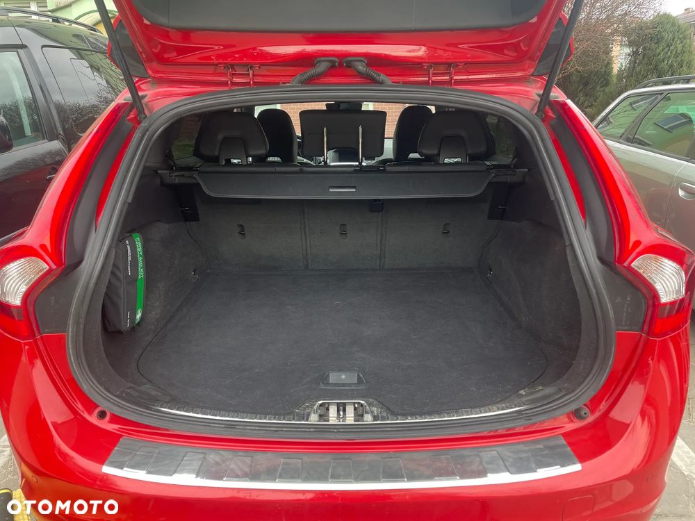 Volvo V60 D4 Geartronic R-Design - 7