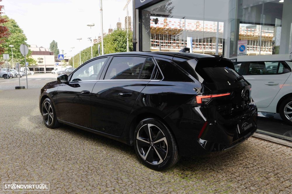 Opel Astra 1.5 D Elegance Aut. - 20