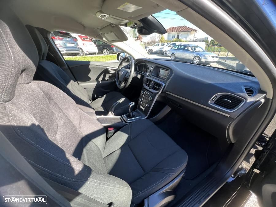 Volvo V40 2.0 D2 Kinetic - 20