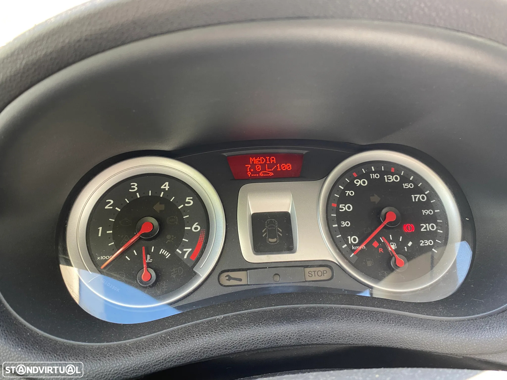 Renault Clio 1.2 TCE Dynamique S - 10