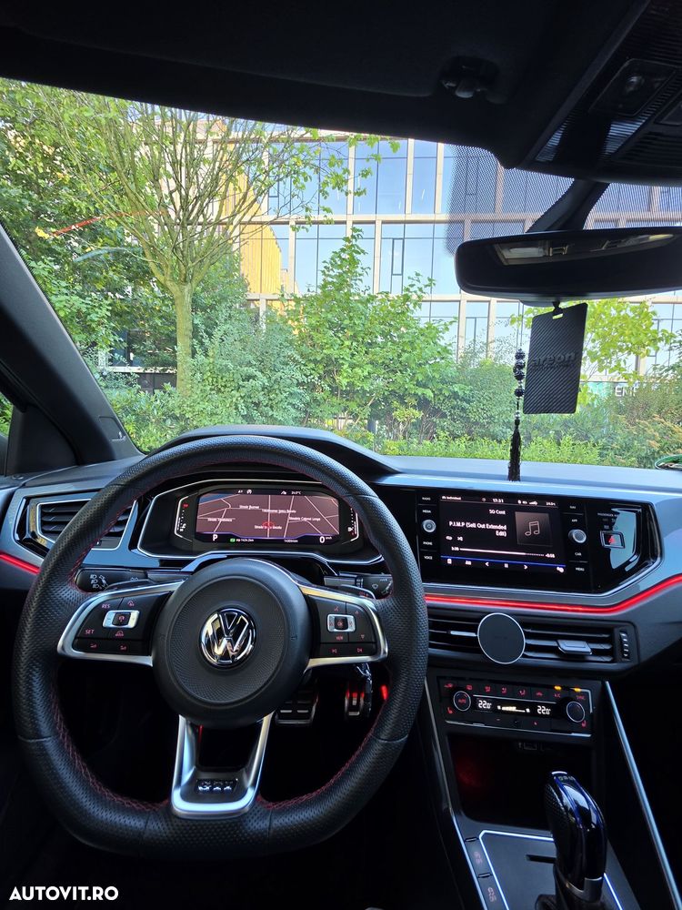 Volkswagen Polo - 9