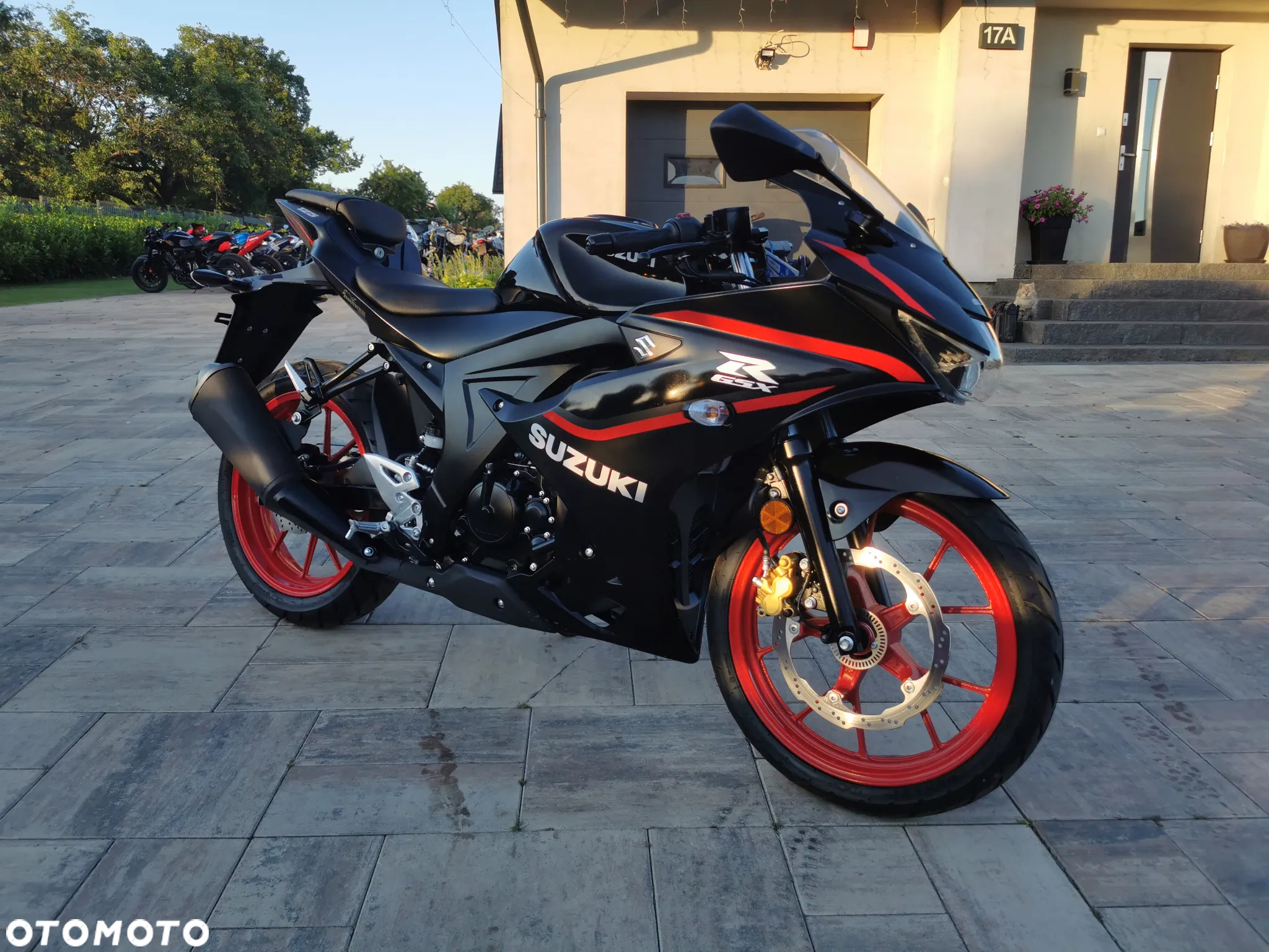 Suzuki GSX-R - 28