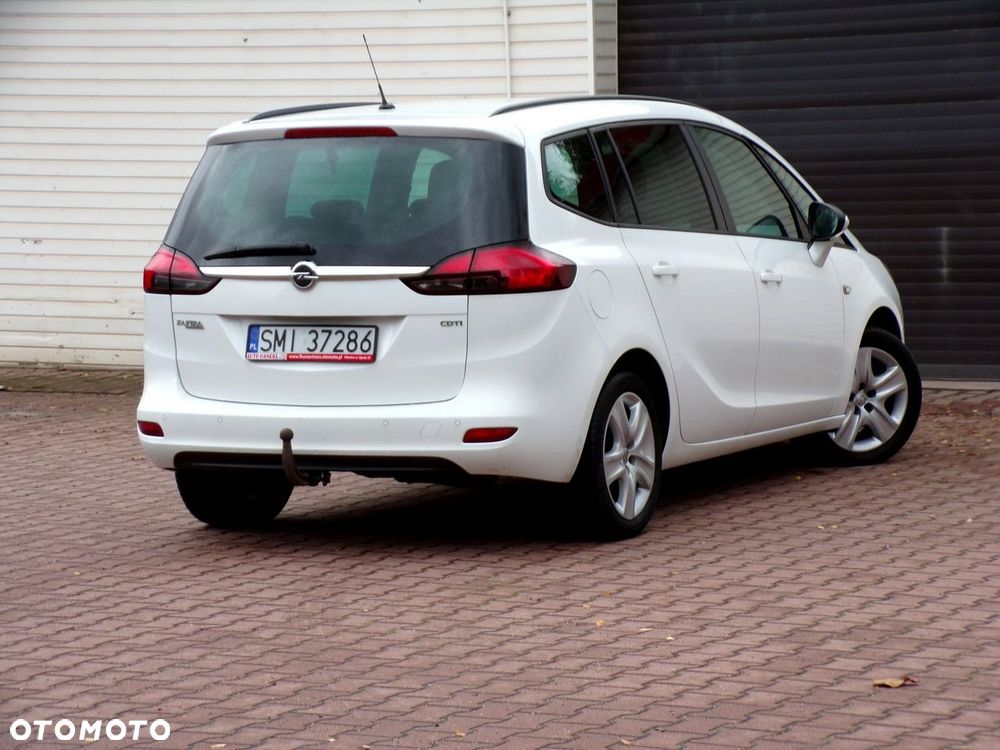 Opel Zafira - 9