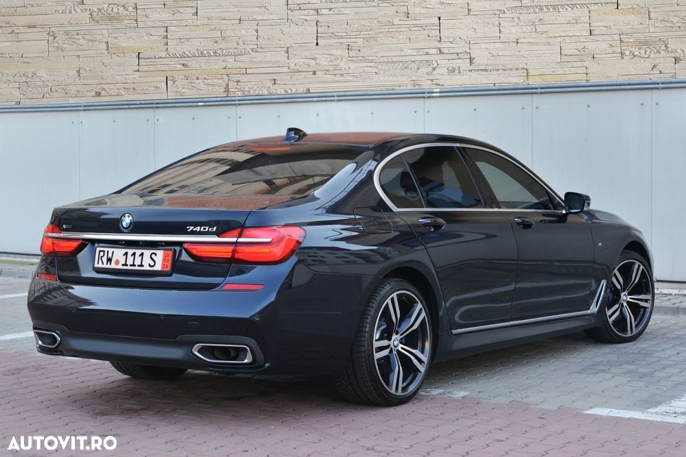 BMW Seria 7 740d xDrive - 11